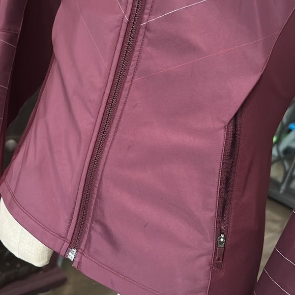 The north face flash dry wind, wall jacket - Picture 14 of 17